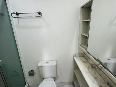 Apartamento à venda com 65m², 3 quartos, 1 suíte, 1 vaga no bairro Vila Ipiranga em Porto Alegre - Foto 9