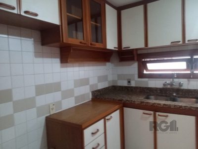 Apartamento à venda com 152m², 3 quartos, 1 suíte, 2 vagas no bairro Menino Deus em Porto Alegre - Foto 8