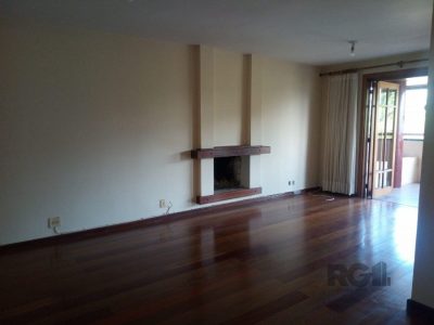 Apartamento à venda com 152m², 3 quartos, 1 suíte, 2 vagas no bairro Menino Deus em Porto Alegre - Foto 3