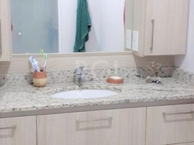 Apartamento à venda com 73m², 3 quartos, 1 suíte, 1 vaga no bairro Medianeira em Porto Alegre - Foto 21