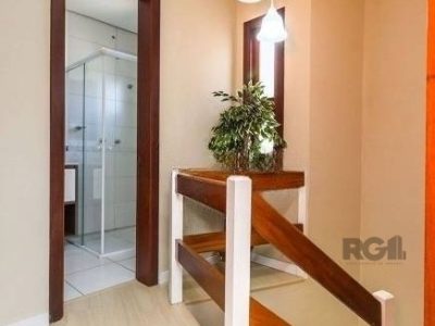 Casa Condominio à venda com 84m², 2 quartos, 1 suíte, 1 vaga no bairro Ipanema em Porto Alegre - Foto 4