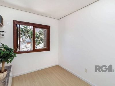 Casa Condominio à venda com 84m², 2 quartos, 1 suíte, 1 vaga no bairro Ipanema em Porto Alegre - Foto 12