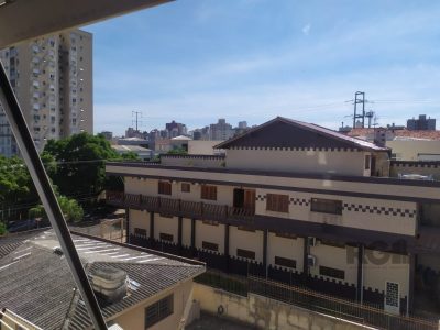 Apartamento à venda com 68m², 2 quartos, 1 vaga no bairro Partenon em Porto Alegre - Foto 8