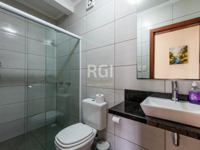 Casa à venda com 420m², 3 quartos, 1 suíte, 7 vagas no bairro Santa Tereza em Porto Alegre - Foto 40