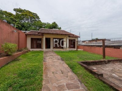 Casa à venda com 420m², 3 quartos, 1 suíte, 7 vagas no bairro Santa Tereza em Porto Alegre - Foto 33