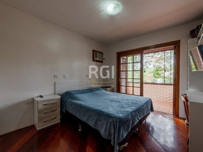 Casa à venda com 420m², 3 quartos, 1 suíte, 7 vagas no bairro Santa Tereza em Porto Alegre - Foto 30