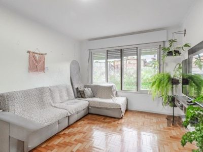 Apartamento à venda com 100m², 3 quartos, 1 suíte, 2 vagas no bairro Cristo Redentor em Porto Alegre - Foto 2