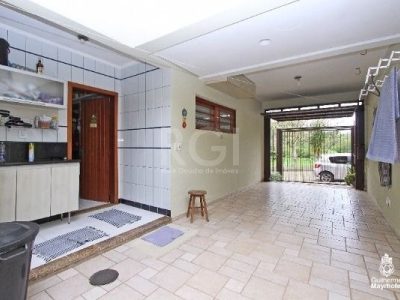 Casa à venda com 189m², 3 quartos, 1 suíte, 2 vagas no bairro Ipanema em Porto Alegre - Foto 13