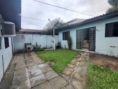 Casa à venda com 198m², 3 quartos, 1 suíte, 2 vagas no bairro Tristeza em Porto Alegre - Foto 37