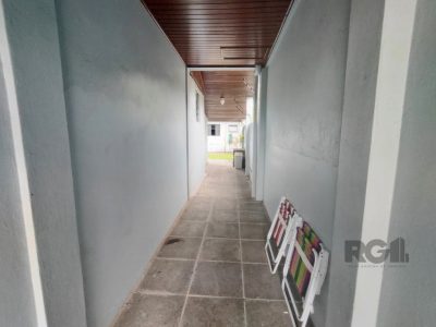 Casa à venda com 198m², 3 quartos, 1 suíte, 2 vagas no bairro Tristeza em Porto Alegre - Foto 52