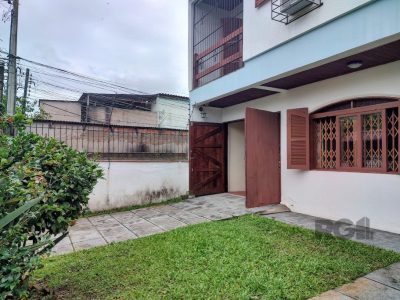 Casa à venda com 198m², 3 quartos, 1 suíte, 2 vagas no bairro Tristeza em Porto Alegre - Foto 59