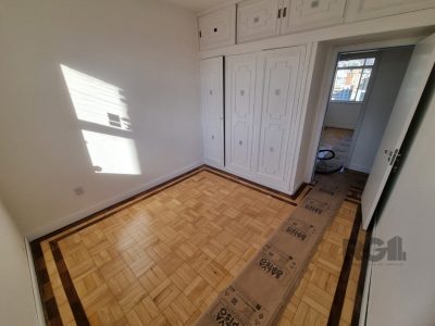 Apartamento à venda com 146m², 3 quartos, 1 suíte, 1 vaga no bairro Auxiliadora em Porto Alegre - Foto 7