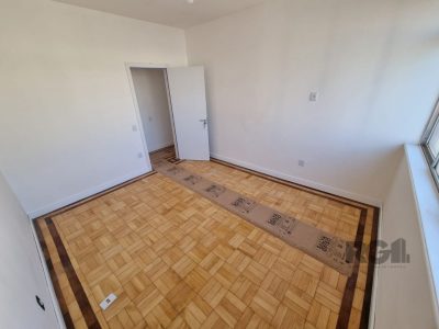 Apartamento à venda com 146m², 3 quartos, 1 suíte, 1 vaga no bairro Auxiliadora em Porto Alegre - Foto 9