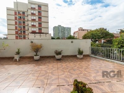 Apartamento à venda com 110m², 3 quartos, 1 suíte, 1 vaga no bairro Floresta em Porto Alegre - Foto 20