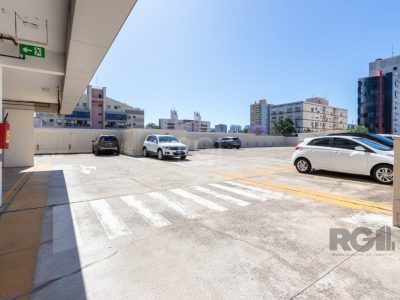 Conjunto/Sala à venda com 34m², 1 vaga no bairro Menino Deus em Porto Alegre - Foto 16