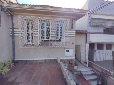 Casa à venda com 181m², 4 quartos, 1 vaga no bairro Rio Branco em Porto Alegre - Foto 36