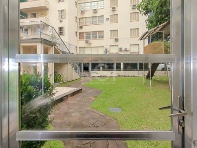 Apartamento à venda com 144m², 3 quartos, 1 vaga no bairro Centro Histórico em Porto Alegre - Foto 44