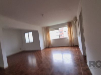 Apartamento à venda com 124m², 3 quartos, 1 suíte, 1 vaga no bairro Menino Deus em Porto Alegre - Foto 5