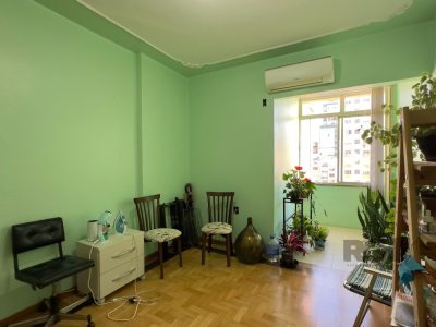 Apartamento à venda com 117m², 2 quartos no bairro Centro Histórico em Porto Alegre - Foto 31