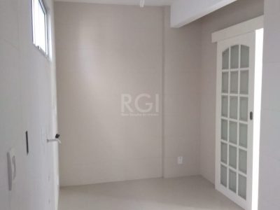 Apartamento à venda com 65m², 2 quartos no bairro Partenon em Porto Alegre - Foto 10