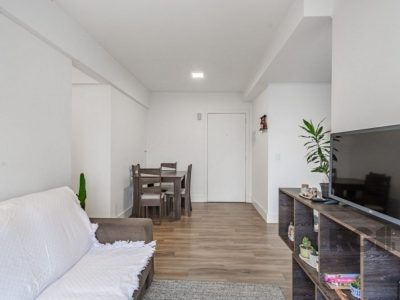 Apartamento à venda com 50m², 2 quartos, 1 vaga no bairro Partenon em Porto Alegre - Foto 3