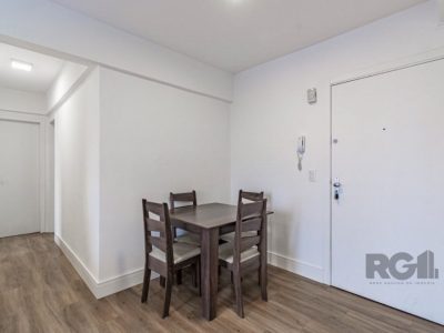 Apartamento à venda com 50m², 2 quartos, 1 vaga no bairro Partenon em Porto Alegre - Foto 5