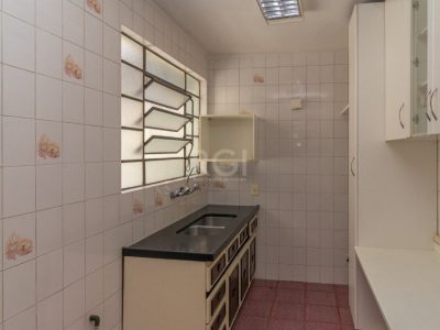 Apartamento à venda com 80m², 2 quartos, 1 vaga no bairro Petrópolis em Porto Alegre - Foto 9