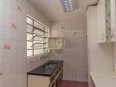 Apartamento à venda com 80m², 2 quartos, 1 vaga no bairro Petrópolis em Porto Alegre - Foto 10