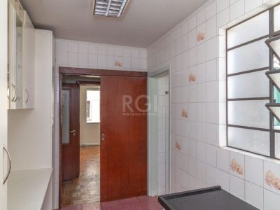 Apartamento à venda com 80m², 2 quartos, 1 vaga no bairro Petrópolis em Porto Alegre - Foto 13