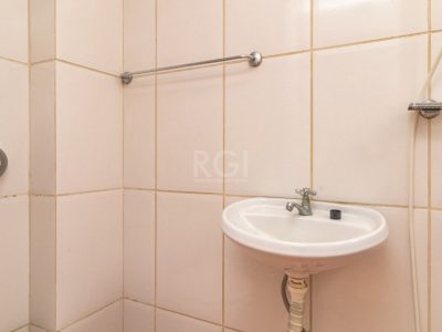 Apartamento à venda com 80m², 2 quartos, 1 vaga no bairro Petrópolis em Porto Alegre - Foto 19