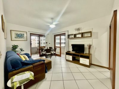 Apartamento à venda com 77m², 2 quartos, 1 suíte, 2 vagas no bairro Centro em Capão da Canoa - Foto 4