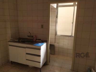 Apartamento à venda com 75m², 3 quartos no bairro Santana em Porto Alegre - Foto 7