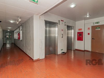 Conjunto/Sala à venda com 293m² no bairro Centro Histórico em Porto Alegre - Foto 59