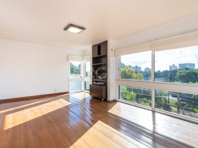 Apartamento à venda com 190m², 3 quartos, 1 suíte, 2 vagas no bairro Higienópolis em Porto Alegre - Foto 5