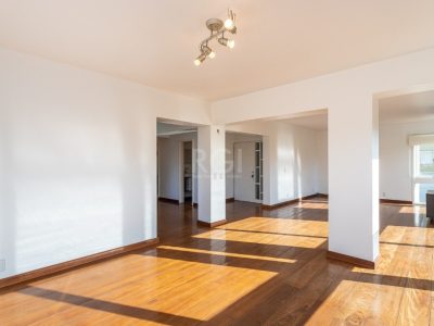 Apartamento à venda com 190m², 3 quartos, 1 suíte, 2 vagas no bairro Higienópolis em Porto Alegre - Foto 7