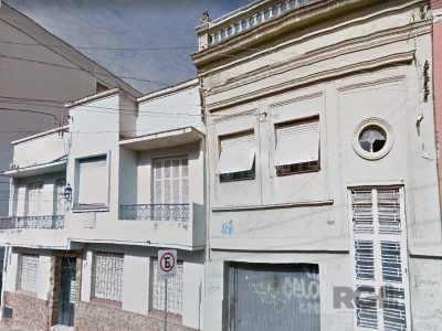 Casa à venda com 253m², 3 quartos no bairro Centro Histórico em Porto Alegre - Foto 2