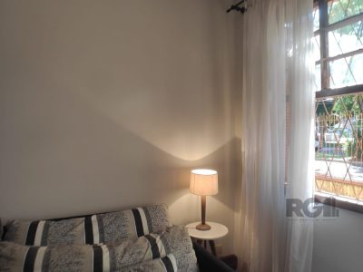 Apartamento à venda com 75m², 3 quartos no bairro Santana em Porto Alegre - Foto 2