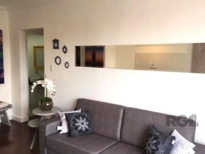 Apartamento à venda com 59m², 2 quartos, 1 vaga no bairro Petrópolis em Porto Alegre - Foto 3