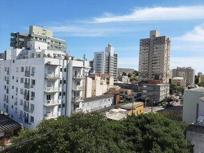 Apartamento à venda com 119m², 3 quartos, 1 suíte, 1 vaga no bairro Santana em Porto Alegre - Foto 11