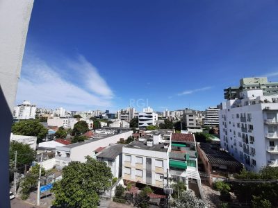 Apartamento à venda com 119m², 3 quartos, 1 suíte, 1 vaga no bairro Santana em Porto Alegre - Foto 12