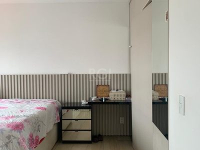 Apartamento à venda com 158m², 4 quartos, 4 suítes, 3 vagas no bairro Menino Deus em Porto Alegre - Foto 25