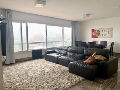 Apartamento à venda com 158m², 4 quartos, 4 suítes, 3 vagas no bairro Menino Deus em Porto Alegre - Foto 13