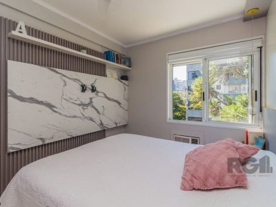 Apartamento à venda com 106m², 3 quartos, 1 suíte, 2 vagas no bairro Petrópolis em Porto Alegre - Foto 18