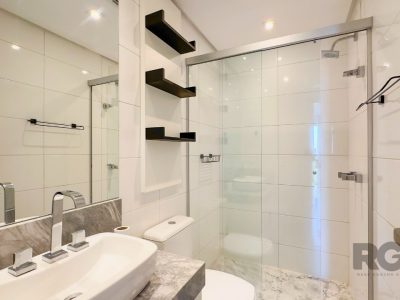 Apartamento à venda com 105m², 2 quartos, 2 suítes, 2 vagas no bairro Petrópolis em Porto Alegre - Foto 19