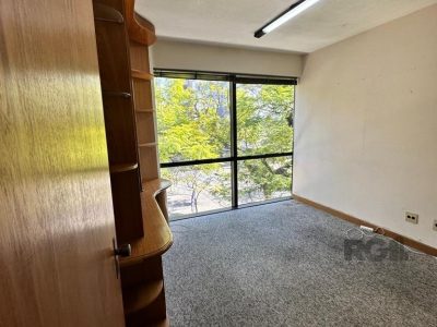 Conjunto/Sala à venda com 67m², 1 vaga no bairro Petrópolis em Porto Alegre - Foto 15