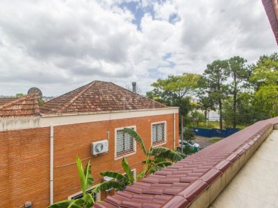 Casa à venda com 510m², 5 quartos, 1 suíte, 10 vagas no bairro Glória em Porto Alegre - Foto 7