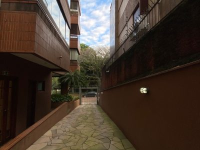 Cobertura à venda com 196m², 3 quartos, 1 suíte, 2 vagas no bairro Petrópolis em Porto Alegre - Foto 13