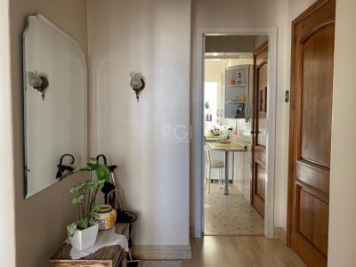 Apartamento à venda com 105m², 3 quartos no bairro Centro Histórico em Porto Alegre - Foto 2