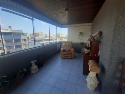 Cobertura à venda com 281m², 3 quartos, 1 suíte, 2 vagas no bairro Cristo Redentor em Porto Alegre - Foto 6