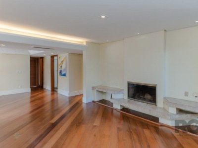 Apartamento à venda com 163m², 3 quartos, 3 suítes, 2 vagas no bairro Auxiliadora em Porto Alegre - Foto 9